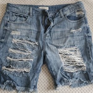 BERMUDA distressed shorts size L or 10